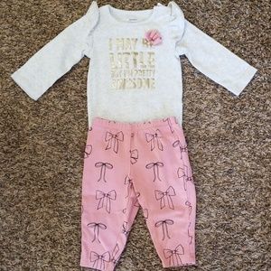 Carter's 2pc. Set. Size 9 Months.